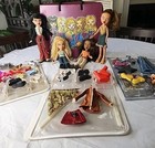 Vintage 2001 Mga Bratz Mega Lot 4-dolls   Carry Case Accessories Clothes Shoes 