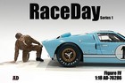 Race Day 1 1 18 Scale American Diorama Figure Iv Man Guy Male 2 5  Kneeling