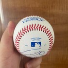 Shohei Ohtani Autographed Baseball Sports Collection 7cm With Case Rare 2022d