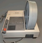Vivitar 3000af Auto Focus 35mm Slide Projector   Remote   2 Trays Tested Working