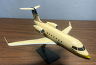 Vintage Canadaair  Challenger 600 Bombardier Desktop Model 1 100 Scale 1980 s