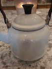 Le Creuset 2 2 Quart 2 Liter Whistling Tea Kettle White Enameled Steel 