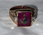 Vintage 10k Yellow gold Red Ruby Stone Men   s Freemason Masonic Ring W 2 Diamonds