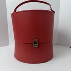 Vintage Red Everbest Hat Box With Handle   Wooden Dowel Hollywood Florida