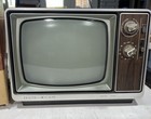     vintage Zenith  19    Television Model N123w   Powers On With Original Box 