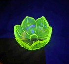 Uranium Vaseline Carnival Glass  Tulip  Dish vintage  rare 4 