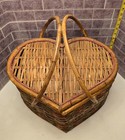 Vintage Large Wicker Heart Shaped Basket Pink   Blue Ascents  beautiful 