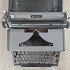 1948 Royal Quiet Deluxe Portable Typewriter W Spanish Layout Grey W Case Vintage