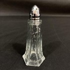 Vintage Hexagon Glass Salt   Pepper Shakers Set - Pre-owned  Needs Cleaning