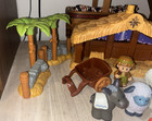 2002 Fisher Price Little People Musical Lights Up Manger Deluxe Nativity Set