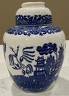 Vtg Blue Willow Ginger Jar   Lid japan 7    Tall porcelain asian