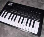 Arturia Minilab 3 Hybrid Keyboard Controller Black - Mint