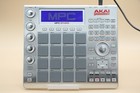Akai Professional Mpc Studio Music Production Controller - Silver