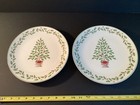 Set Of 2 Lenox Holiday Holly Tree 9  Accent  Luncheon Plate New