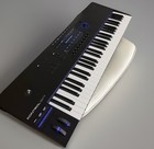 Native Instruments Kontrol S61 Mk3 61-key Midi Keyboard Controller