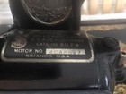 Singer Sewing Machine Vintage  4048847  28k Bentwood Case  beautiful 