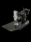 Fabulous 1934 Singer School Bell Featherweight 221 Sewing Machine W  Case   Tray