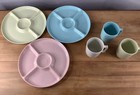 Vintage Gothamware Picnic Cups And Divided Plates