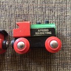 Wooden Train 3 Piece Lot Magnetic Red Engine   2 Cars Brio Thomas Compatible