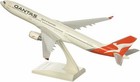 Skymarks Skr928 Qantas Airbus A330-300 New Livery Desk Top Model 1 200 Airplane