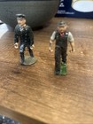 Vintage 1940s Barclay   Manoil Lead     Pair Of Miniature Figures     Usa