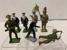 24 Pc Mixed Lot Vtg Lead Toy Figures - Soldiers  Knights  britains  Barclay 