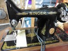 Vintage 1950 Singer Sewing Machine Great Britain Wood Case Manual Peddle Key