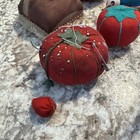 Vtg Lot Pin Cushions   Assorted Pins