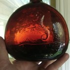 Pretty Reddish Puce Pontiled Burgoyne Prudentia Ducit Seahorse Liquor Bottle