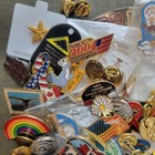 Lot Of 70 Mixed Material Lapel Pin Novelty Buttons Pins Pinbacks Badge As Shown 