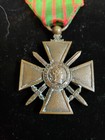 Vintage Ww1 French Military 1914-1918 Croix De Guerre Medal France