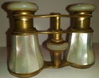 Circa 1800 s Opera Glasses With Brass   Mother Of Pearl - Broke Lens