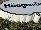 Haagen Dazs Metal Scalloped Oval Ice Cream Store Logo Sign Advertising Light