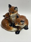 Vintage Hand Painted Porcelain Fox Family Figurine Mother   Cubs Japan