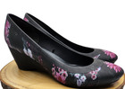 Crocs Lina Pumps Womens Size 9 Black Floral Dual Comfort Slip On Wedge Shoes