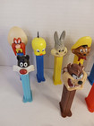 Lot Of 12 Vintage Pez Dispensers Looney Tunes  Bugs Taz Daffy Keychains Su