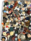 Misc Vntg Button Lot bakelite Plastic Wood Metal Glass Sewing   Crafts 500  Pcs
