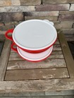 Tupperware Thatsa Jr Mixing Bowl 2 8l   12 Cup Red White Seal Set Of 2