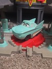 Fisher Price Geo Trax Disney Pixar Cars Flo   s V8 Cafe