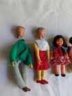 Dollhouse Miniature  Vintage Posable Dollhouse Miniature Family Of 4    as-is 