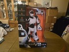 New Wowwee Robosapien V2 White Full Function Humanoid 2005 Robot 