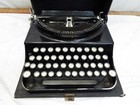 Antique Remington Junior Portable Typewriter   Case 1933 Standard 4-bank W case