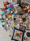 200   Pieces Vtg Miniture Dollhouse Furniture Micro Mini Accessories Lot 