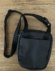 Herschel Supply Co  Heritage Crossbody Bag Purse Black Unisex Perfect Condition 