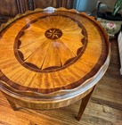 English Traditional Oval Coffee Table With Scalloped Edge And Parquetry Inlay