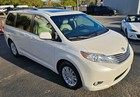 2017 Toyota Sienna Xle Premium Minivan 4d
