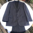Jos A Bank Classic Traveler s  Collect 100  Wool Charcoal 2 Piece Suit 46 Large