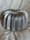Baker   s Secret 10 Cup Bundt Pan Non Stick Cast Aluminum Fluted Cake Bakeware