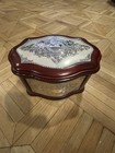 Hazorfim Decorated Etrog Jewelry Box Wood   Sp   Cherry Wood Color