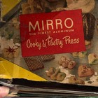 Vintage Mirro Pastry Cookie Press Cake Decorator Set W box Ft-511